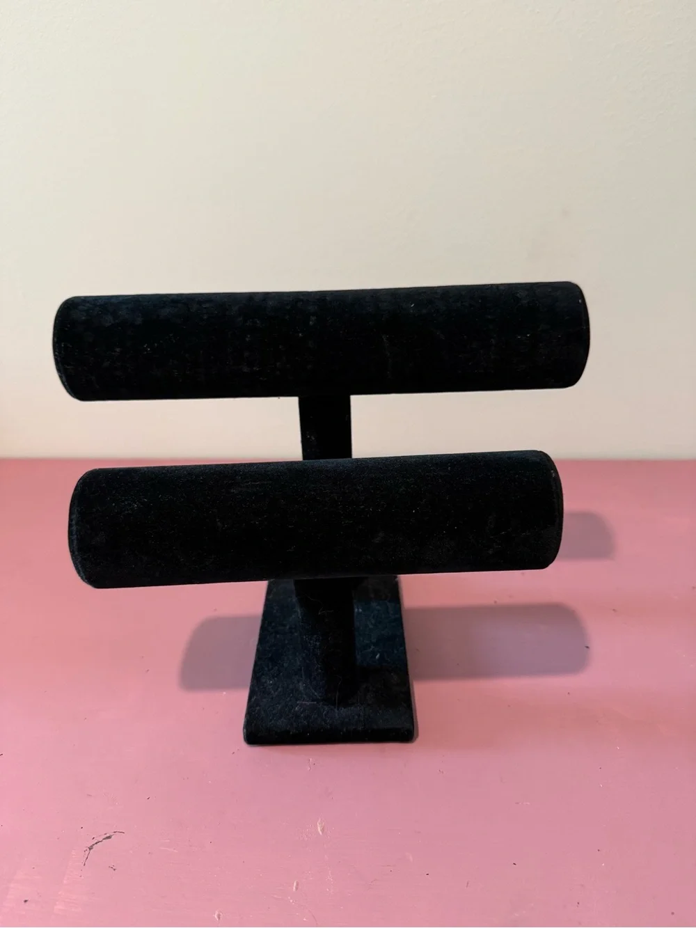 Black Double T-Bar Jewelry Display